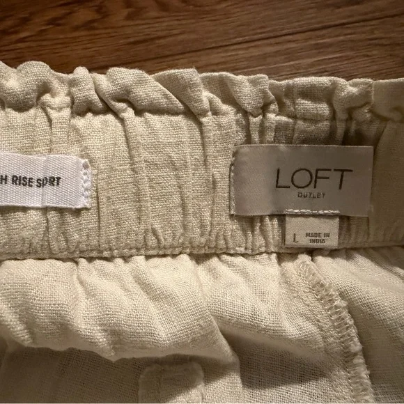 LOFT Cream Linen Blend High-Waist Elastic-Waist Shorts- Fits like XL - Picture 4 of 5